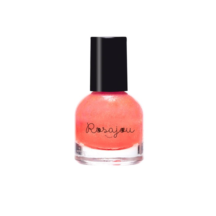vernis-a-ongles-corail-maquillage-enfant